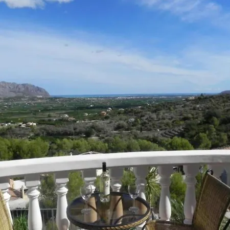Villa 6 Guests - Private Pool - 3br - Amazing View